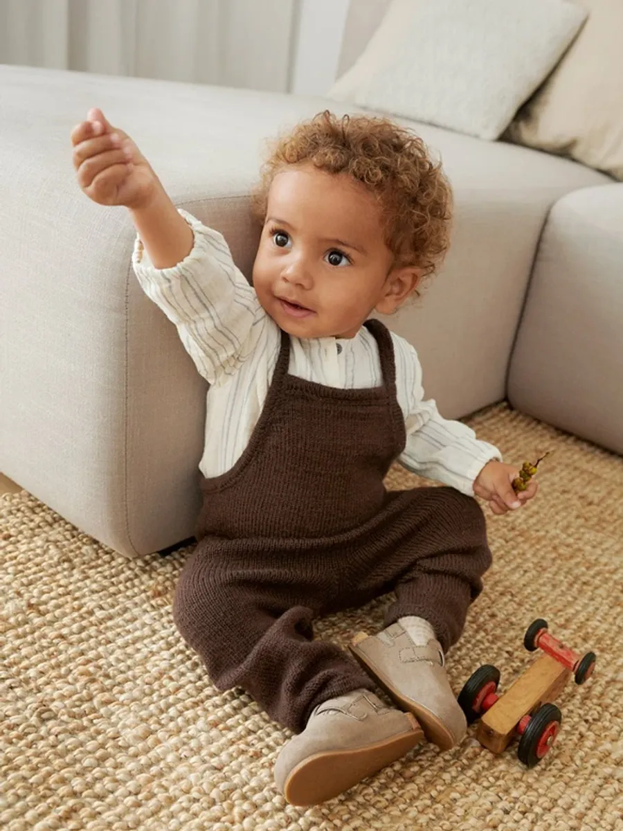 Enkeltoppskrift / 2413 Myk start / Nr. 7b  Bunny Pants Baby